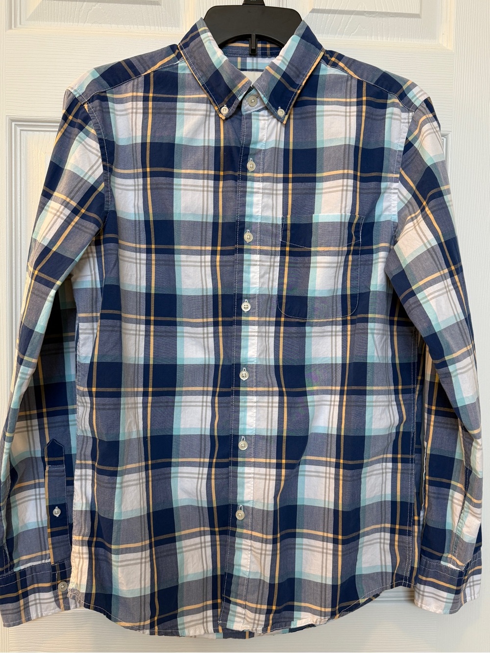 American Eagle Men’s Long-Sleeve Button Down Plaid Shirt